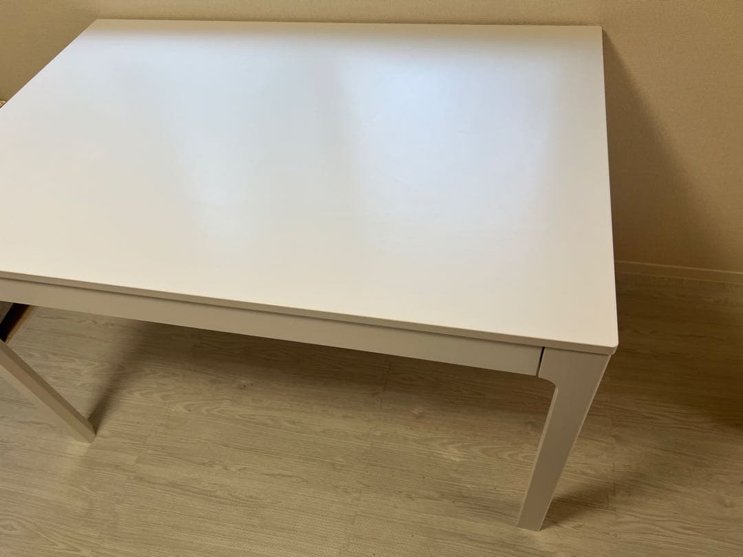 【最終値下げ】IKEA EKEDALENダイニングテーブル　ホワイト