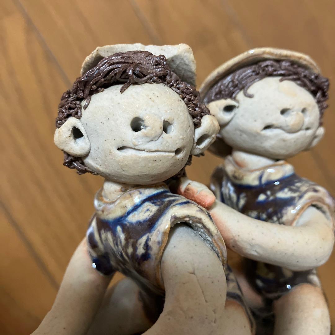 【送料無料】青芳人形 シーソーで遊ぶ子供たちの陶器の置物【匿名配送】
