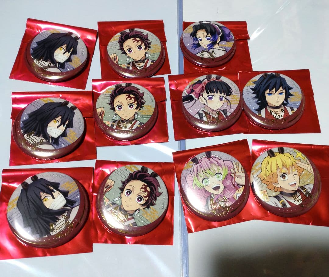 鬼滅の刃　干支　午年　2026 缶バッチ　冨岡義勇　炭治郎　伊黒　蜜璃　コンプ
