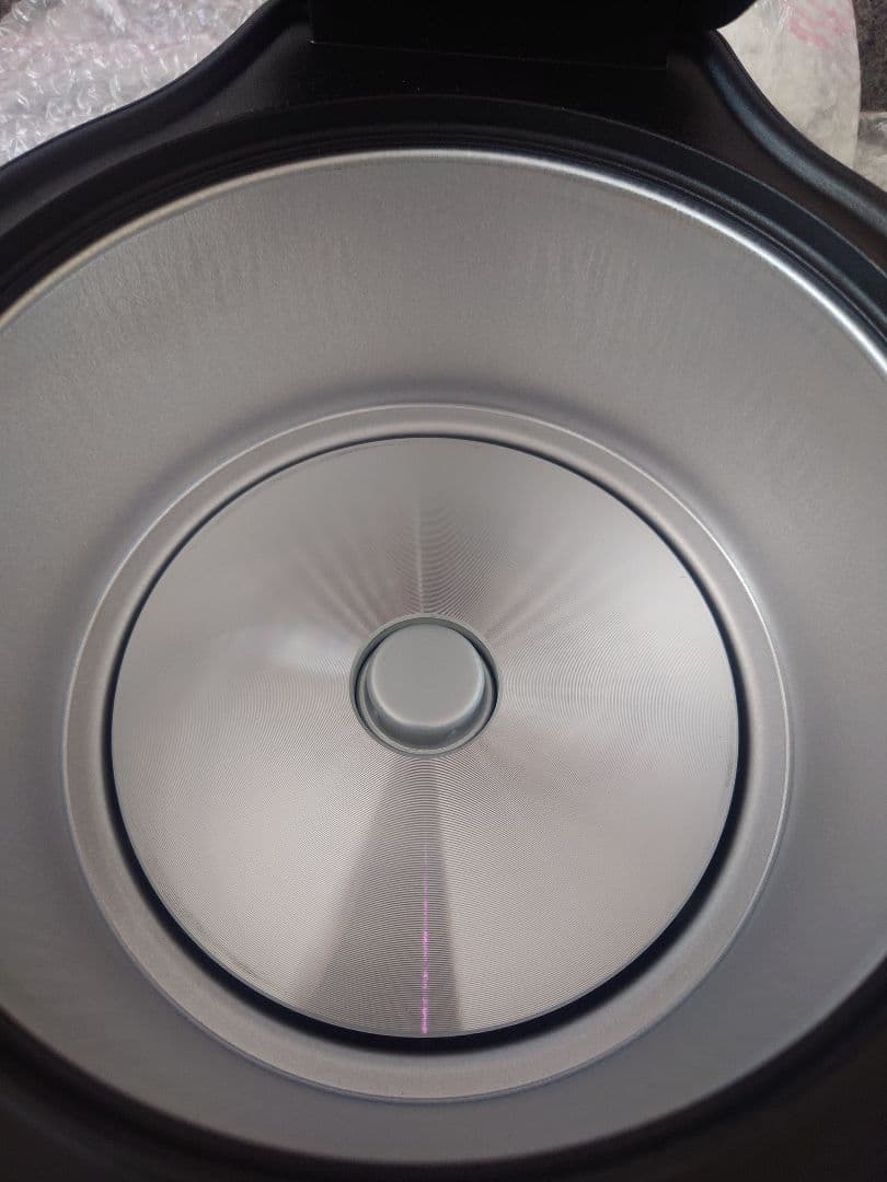 バルミューダ ザ ゴハン 3合炊き電気炊飯器 中古品