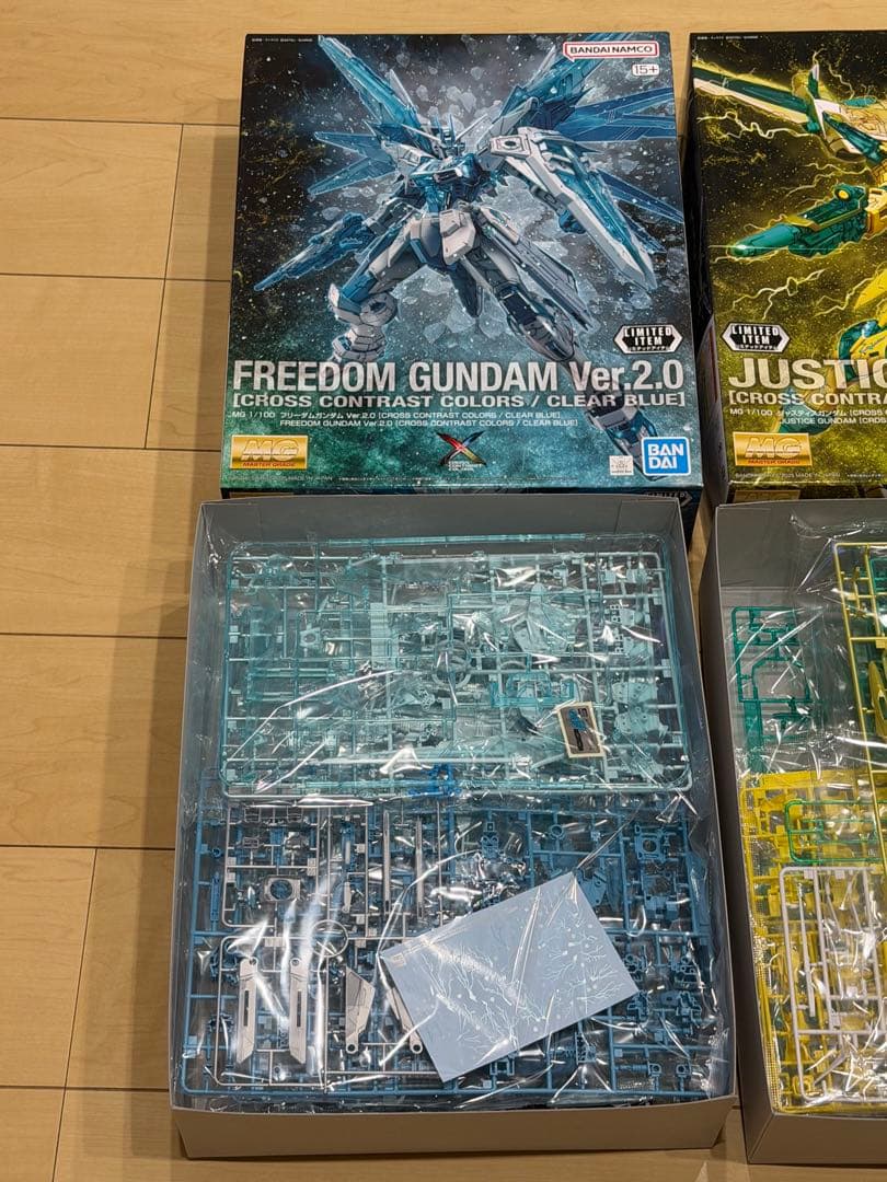 MG フリーダム ジャスティス　CROSS CONTRAST COLORS