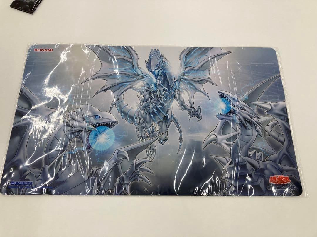 遊戯王 白き龍の威光 プレイマット 未開封