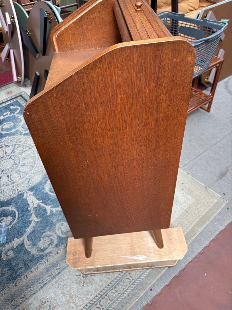 未使用品　萩原　アンティーク調キャビネット　横幅50㎝　奥行35㎝　高さ85㎝