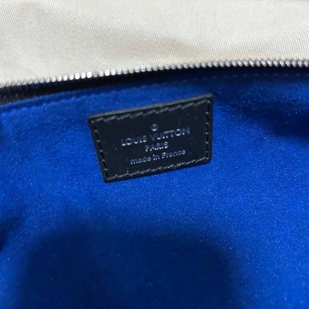 Louis Vuitton トゥルースエリザベット グラフィット ペンケース