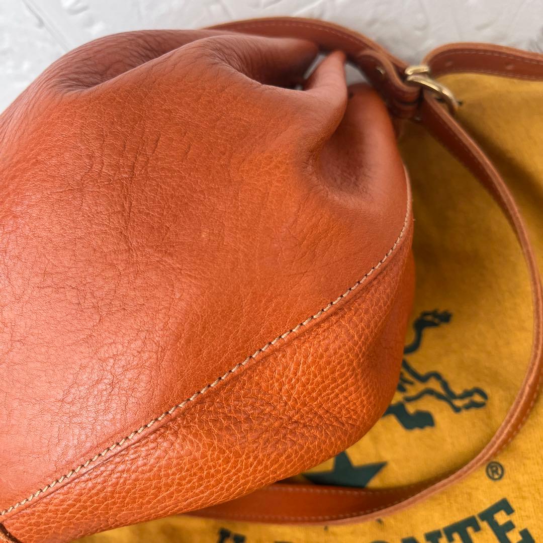 美品✨イルビゾンテ　巾着ショルダーバッグ　ブラウン　本革　レディース