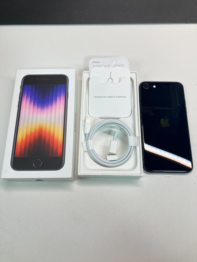 iPhoneSE3 64gb【極美品☆バッテリー純正98％】