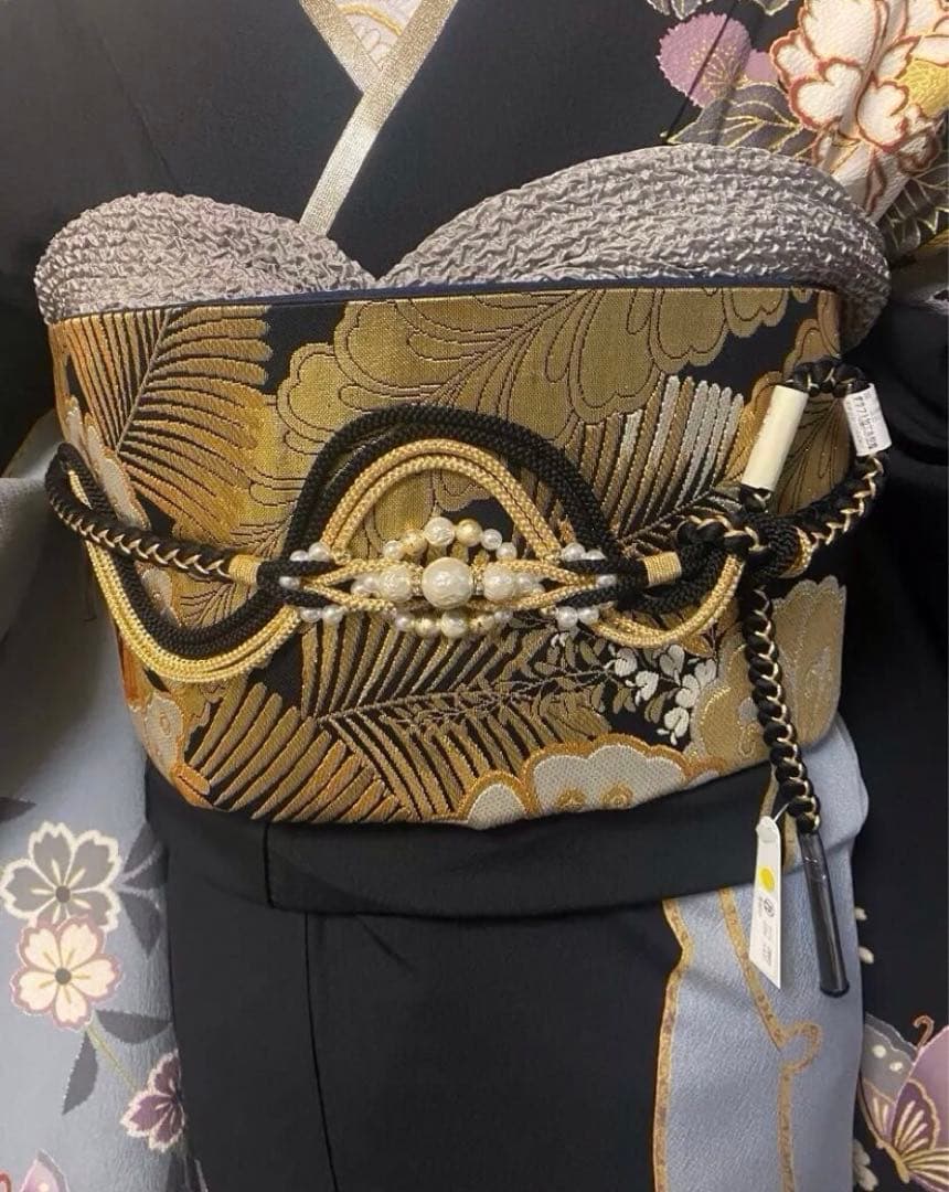 振袖フルセット　花蝶文　成人式　振袖　ゴールド　黒　正絹　振袖6点セット 豪華