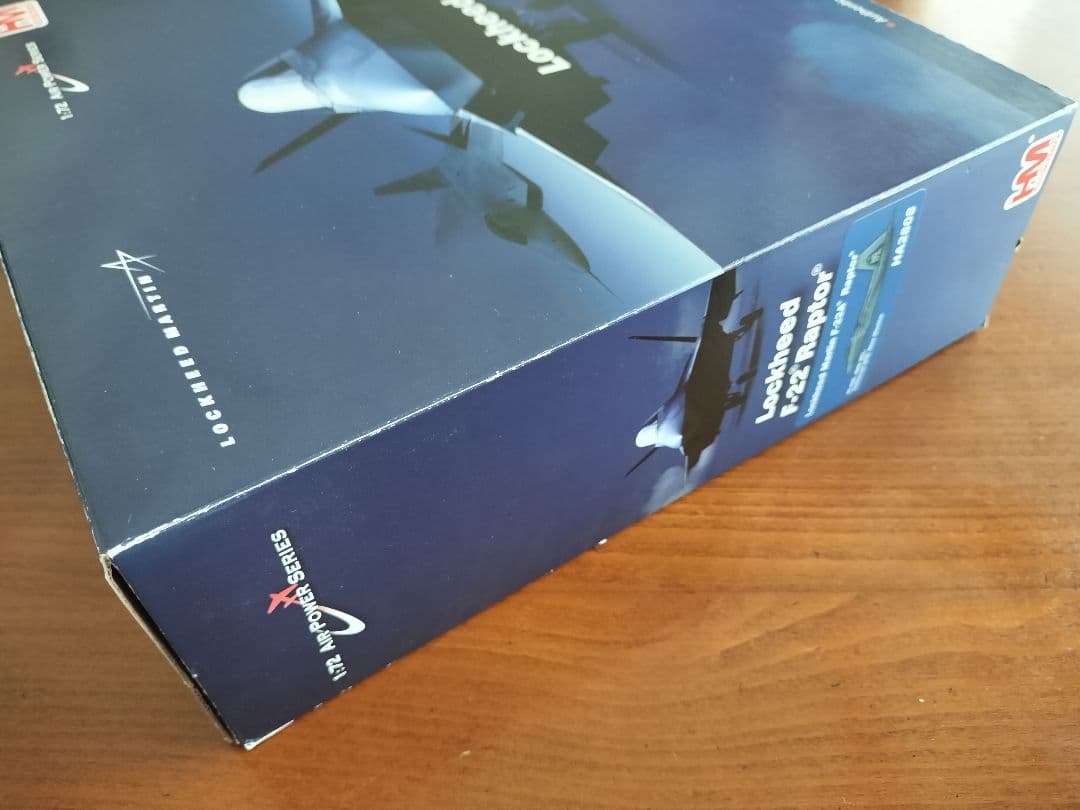 ホビーマスターLockheed F-22 Raptor 1/72 ダイキャスト