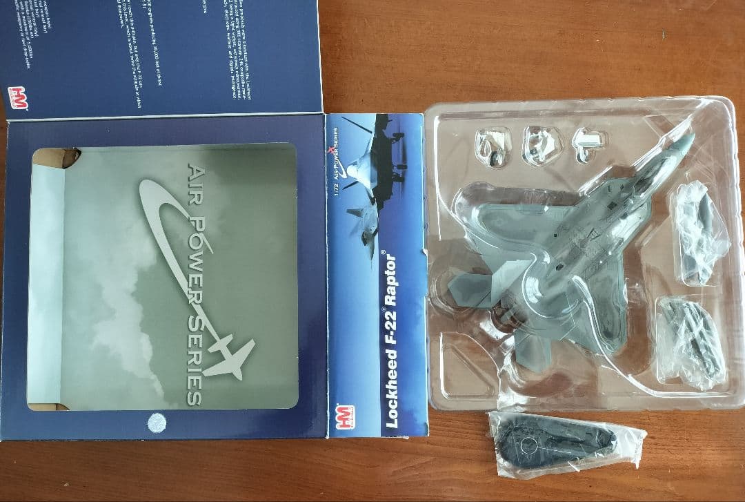 ホビーマスターLockheed F-22 Raptor 1/72 ダイキャスト