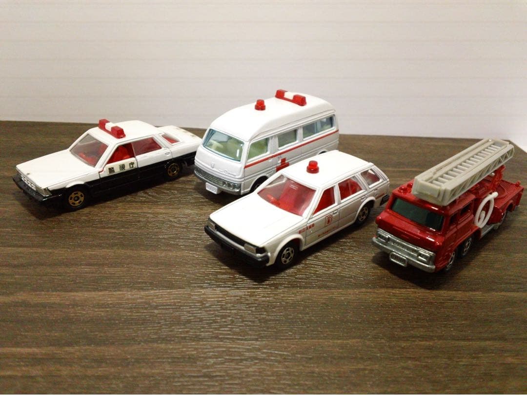 Y*）様 トミカ きんきゅうしゃセット　レア