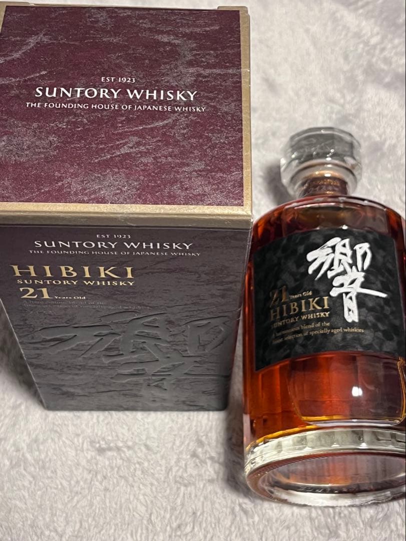 サントリー　響　21 箱付