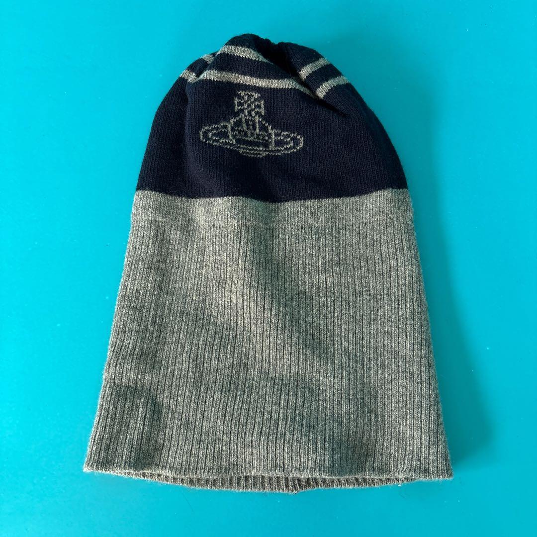 ヴィヴィアンウエストウッド　ニット帽と手袋のセット ネイビーとグレー　A11