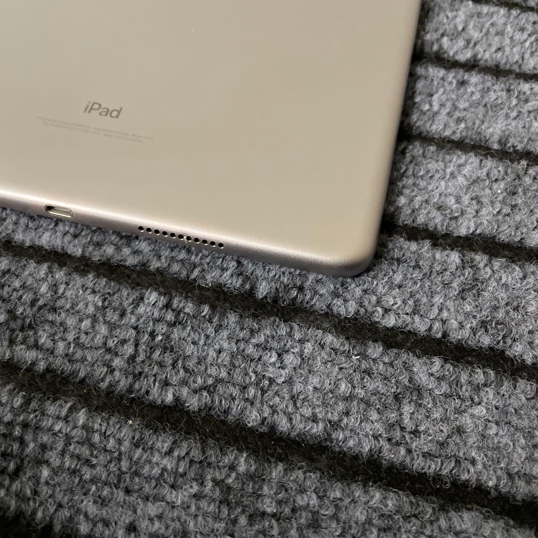 157 iPad Pro 10.5 256GB Wi-Fi スペースグレイ
