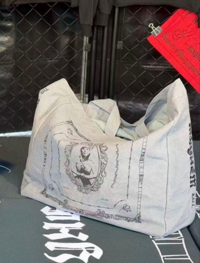 LADYGAGA 会場限定：OPERA HAUS TOTE（GRAY）人気