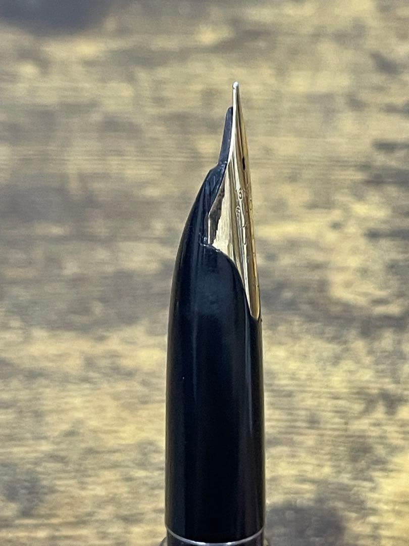 1974年製　初代カスタム　高級天然　イタヤカエデ 大型18金　万年筆　細字