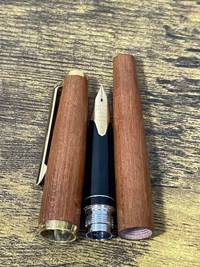1974年製　初代カスタム　高級天然　イタヤカエデ 大型18金　万年筆　細字