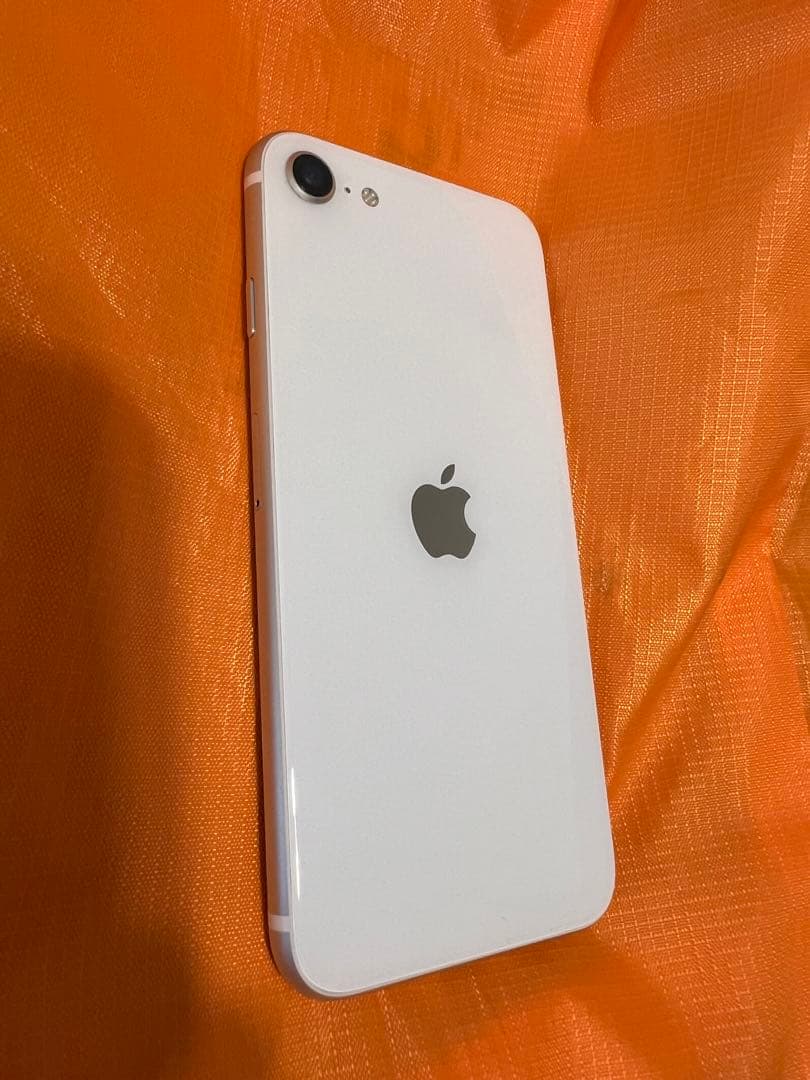 iPhoneSE【第2世代/2020年発売】美品　第二世代　SIMフリー