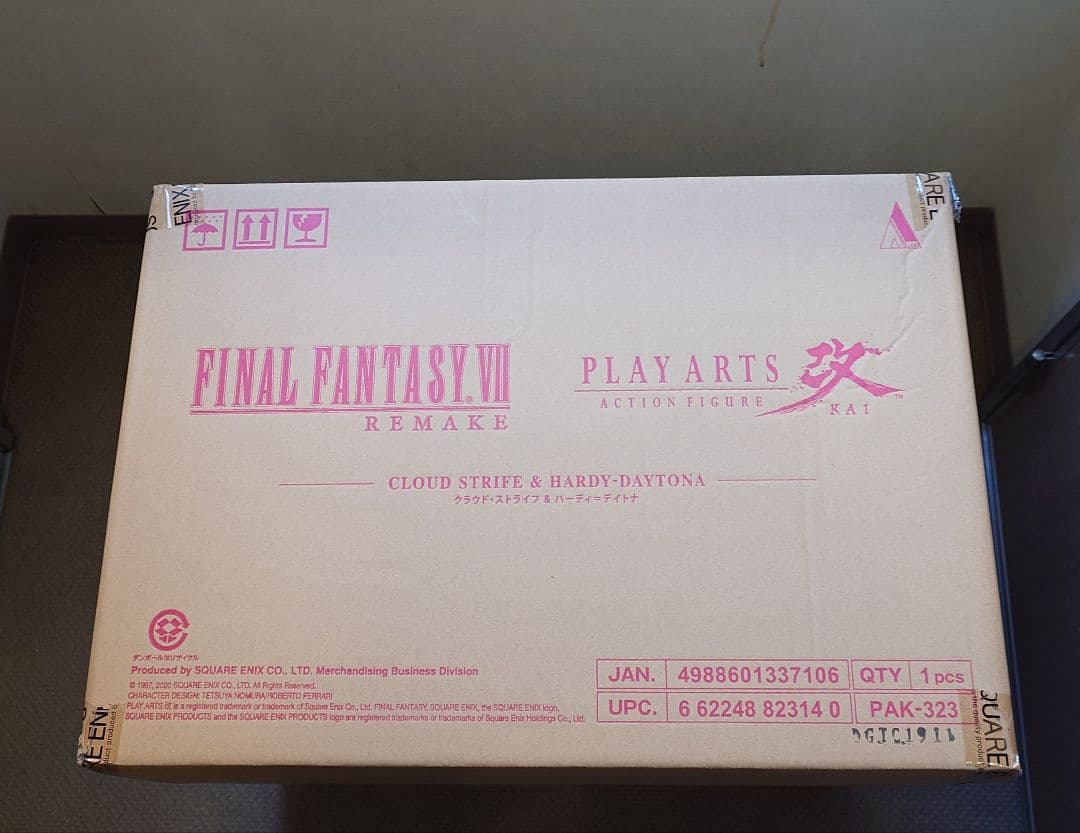 【新品未開封】PLAY ARTS改 クラウド・ストライフ＆ハーディ=デイトナ