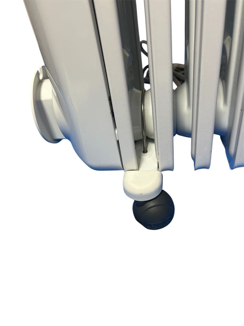 良品　DeLonghi デロンギ オイルヒーター RHJ35M0812