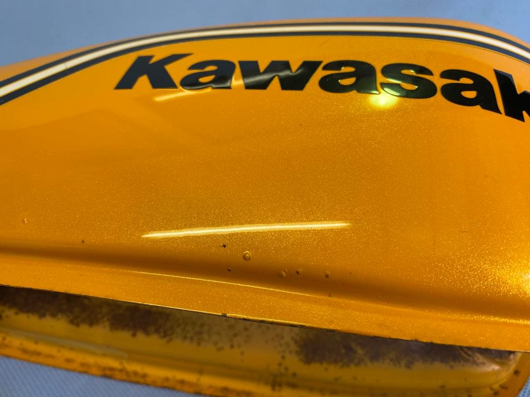 250TR インジェクション　タンク　純正　2012年　パールソーラーイエロー