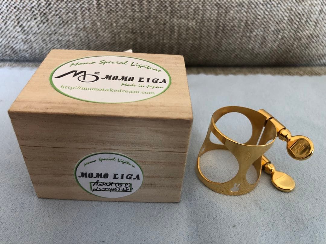 MOMO LIGA アルトサックスリガチャー