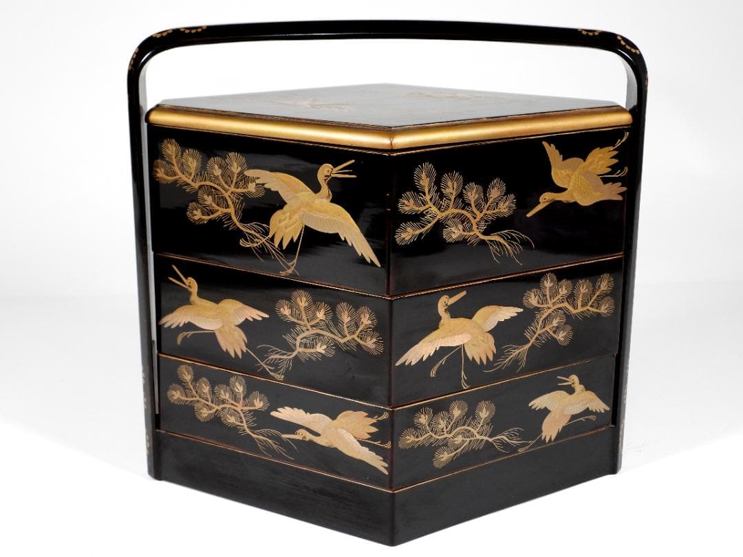能登輪島塗 豪華金彩蒔絵 三重提箱 木製漆器 『坂井』 蒔絵飛鶴図