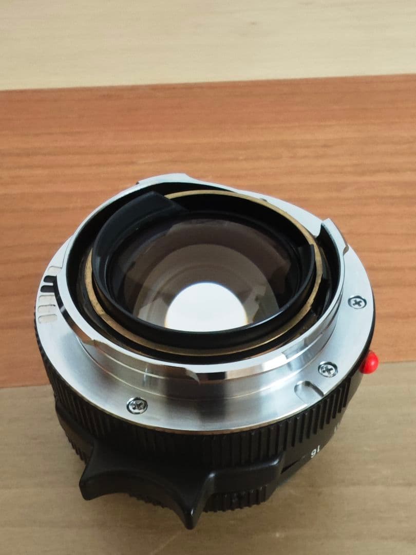 Leica Summicron 35mm f/2 レンズ7枚玉 6bitコード