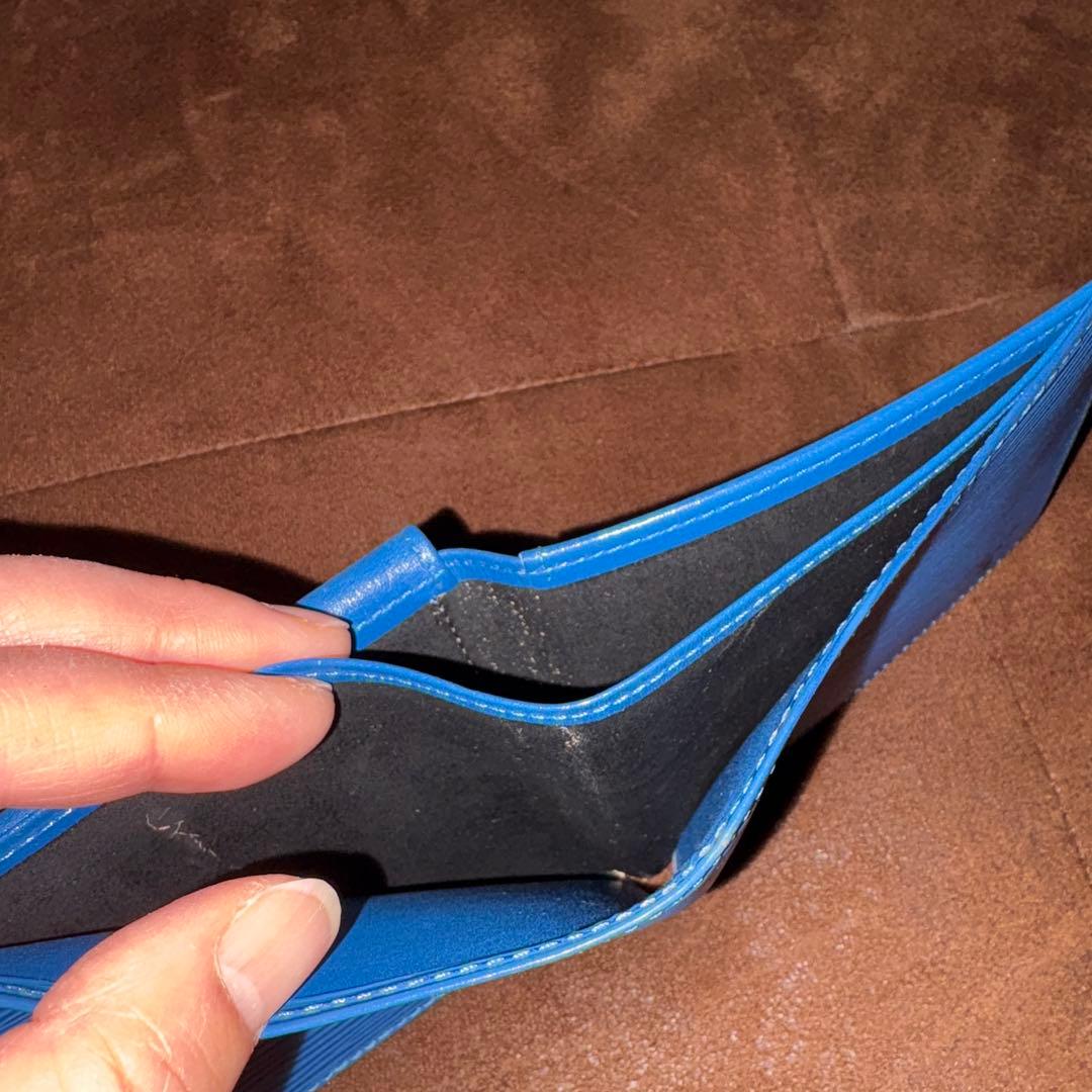 LOUIS VUITTON 青 レザー 財布　エピ