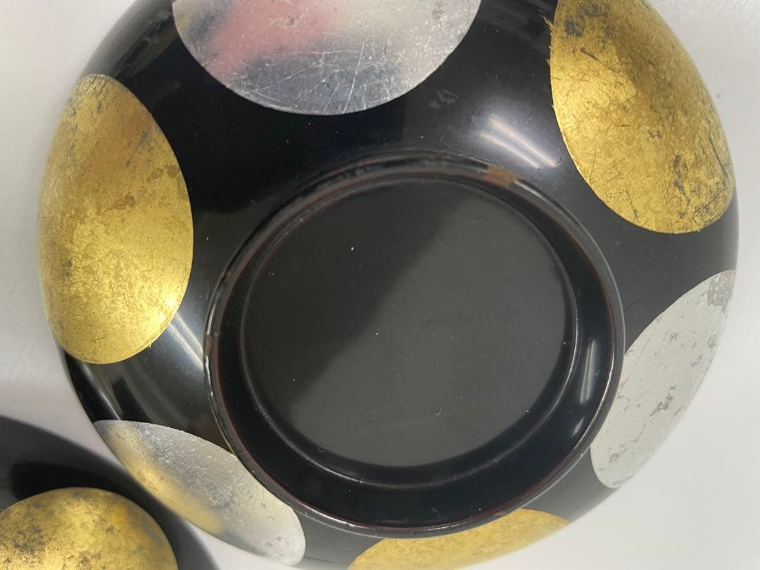 ツバキ 蓋付き椀 黒 金 銀丸模様 27客セット　少々難ありお値下げ品！