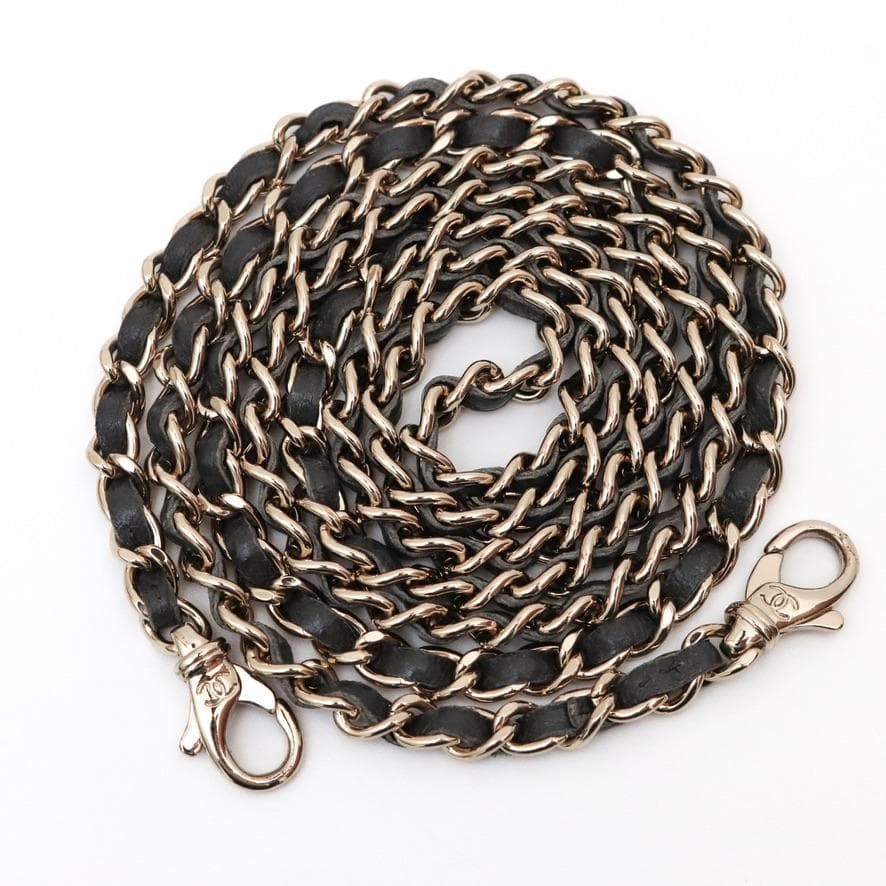 CHANEL マトラッセ iPhone13Proケース スマホケース ブラック