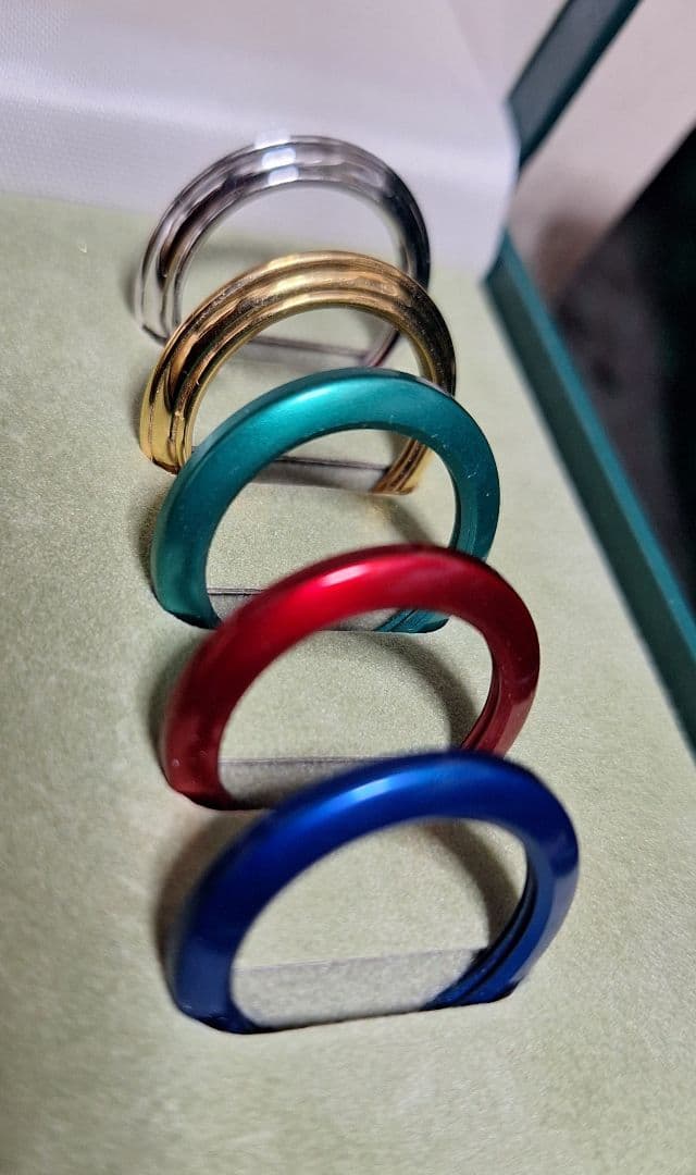 Gucci レディース 時計 カラーチェンジリング付き✳電池交換済