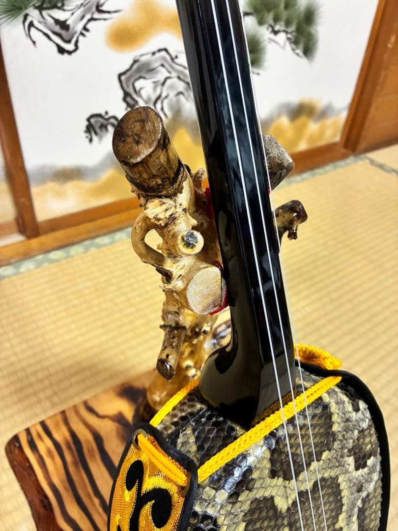 沖縄三線　島黒木！島クルチ！江戸ユナー型！本蛇皮一枚張り！