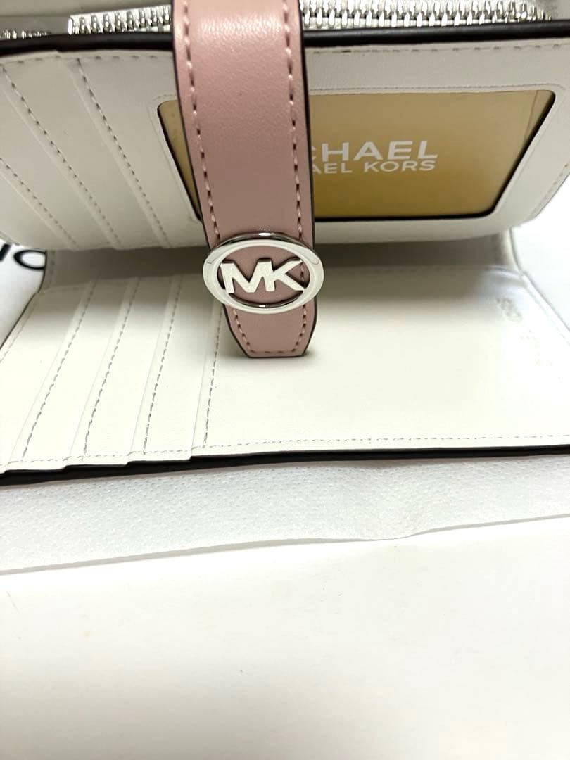 【新品タグ付き】限定色 MICHAEL KORS マイケルコース 二つ折り財布