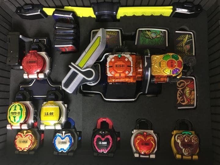 仮面ライダー鎧武 DX玩具セット