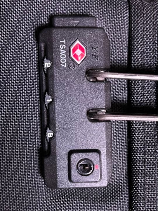 【美品】EASTPAK イーストパック キャリーバック　機内持込可 PC収納