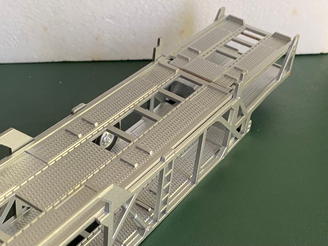 トミカリミテッドヴィンテージネオ 日野HE366 カートランスポーター