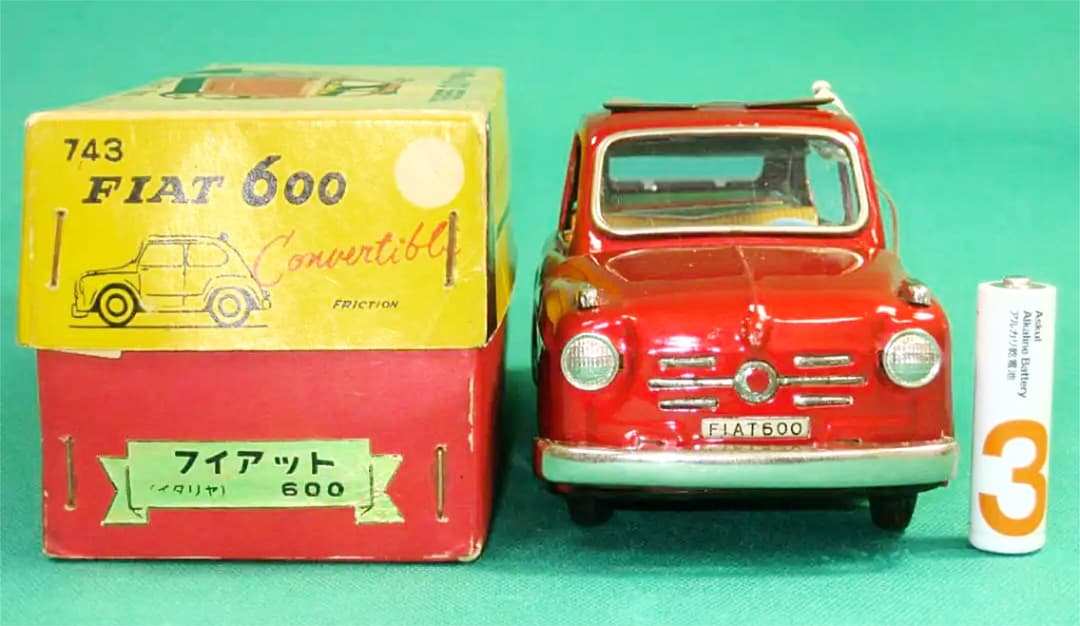 ブリキ フィアット  600  FIAT フイアット コンバーチブル  バンダイ