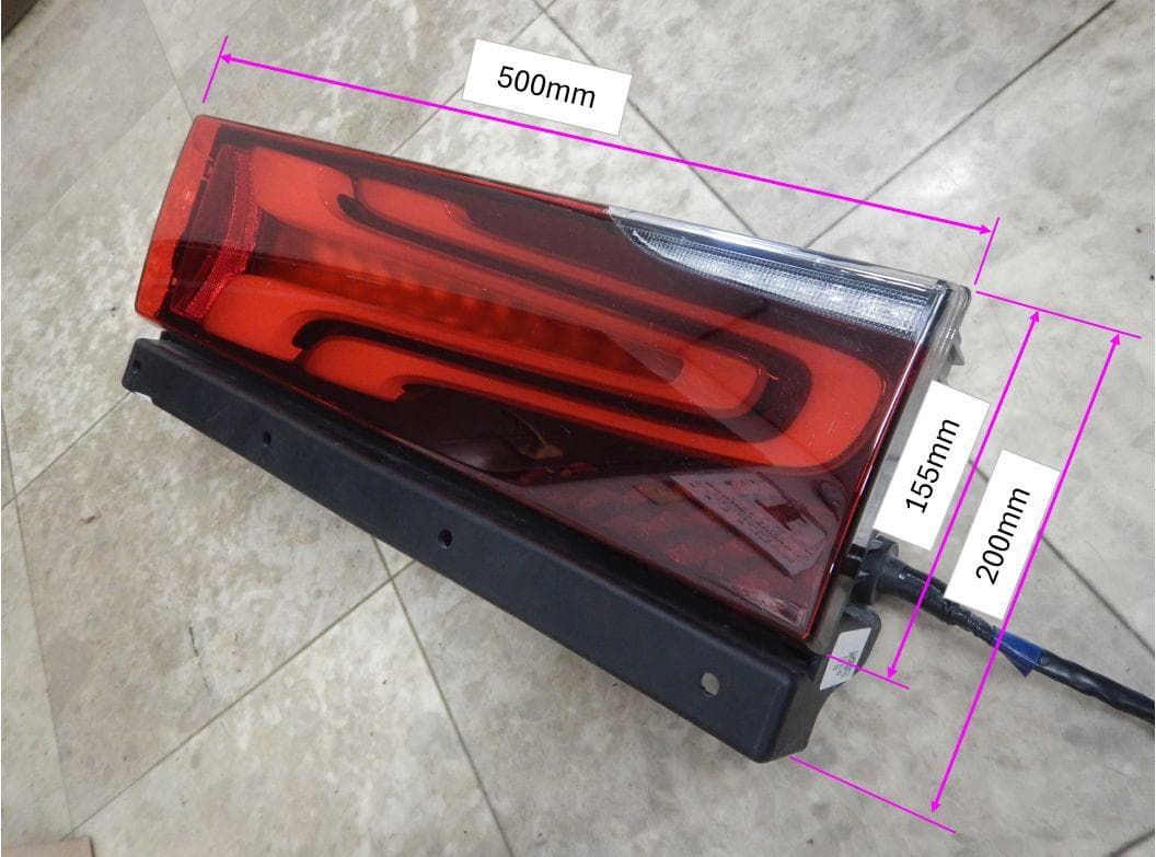 三菱ふそう 新型スーパーグレート LEDテールランプ⑩’