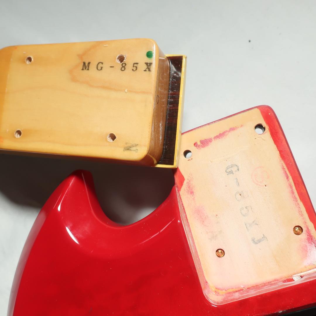 Burny HIDEモデル MG-85X モッキンバード ギター ギグバッグ付