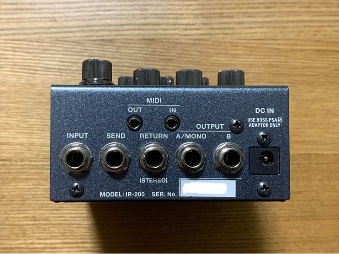 ギター BOSS IR-200 AMP & IR CABINET