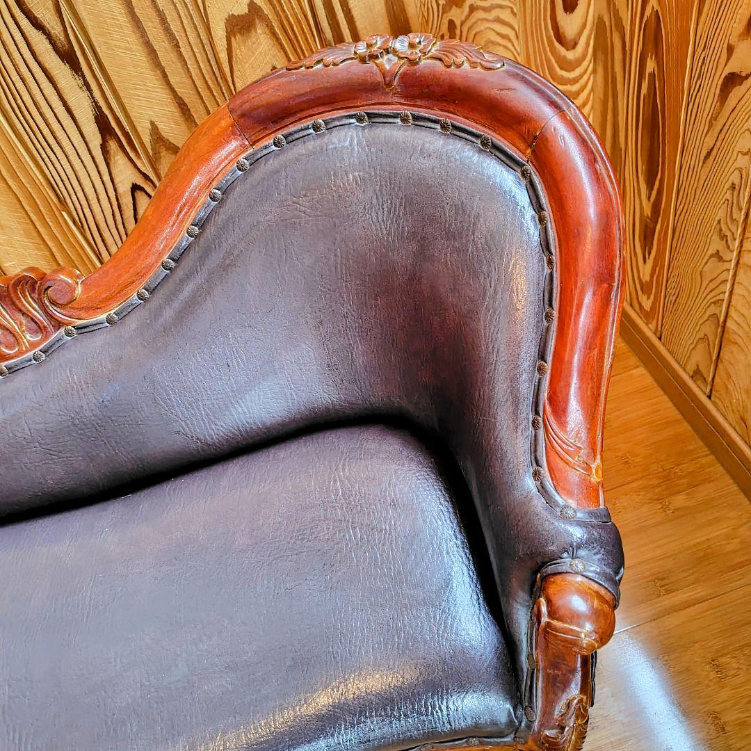 クラシックレザーソファ