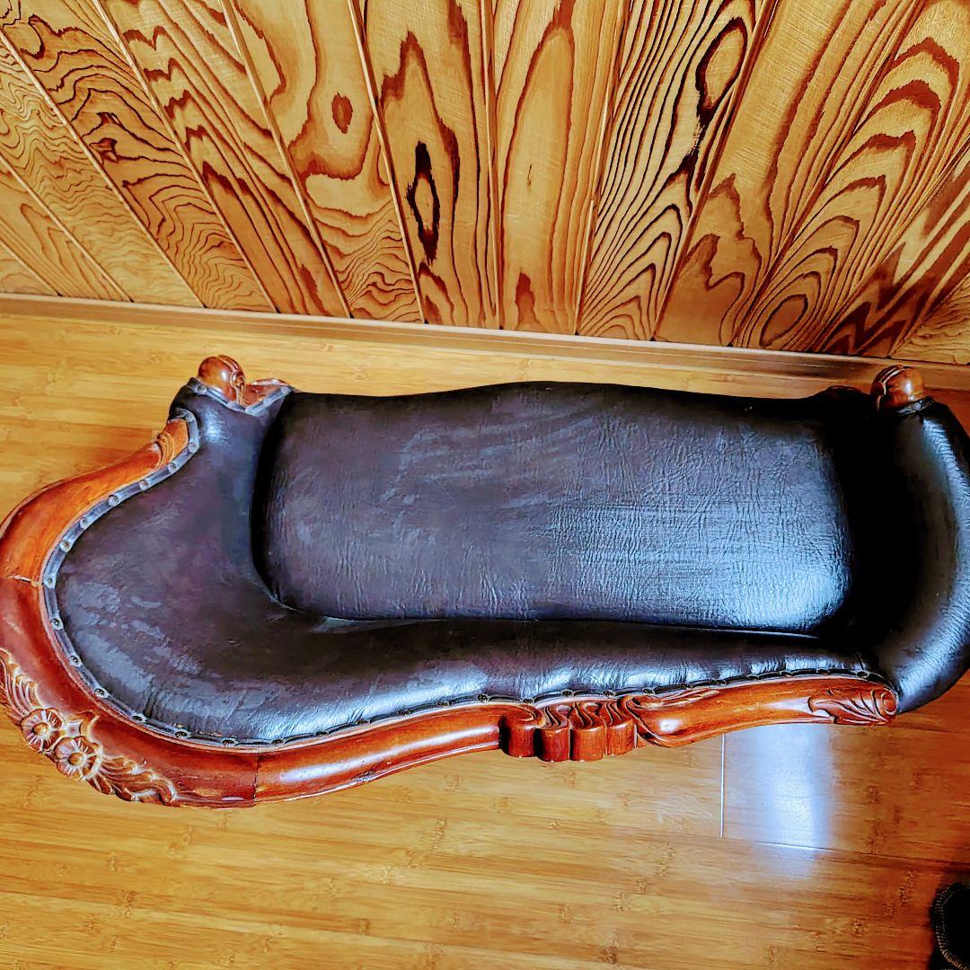 クラシックレザーソファ