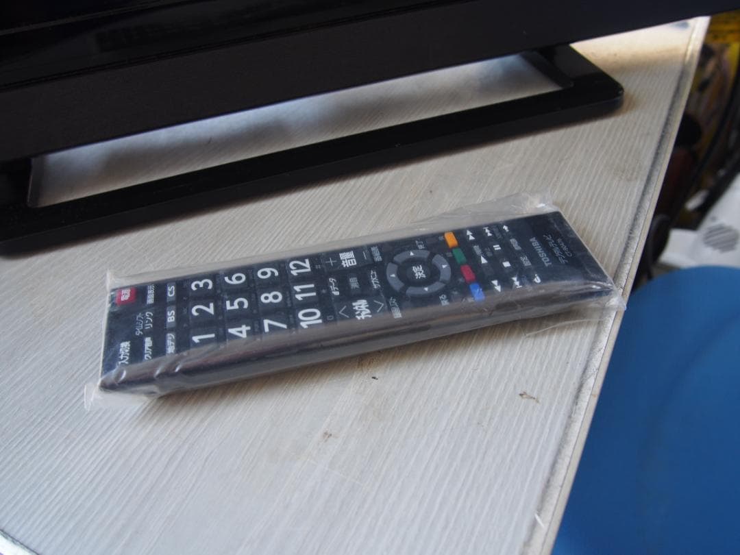 中古　東芝　レグザ　32インチ　液晶ＴＶ　32S20 17年　リモコン新品