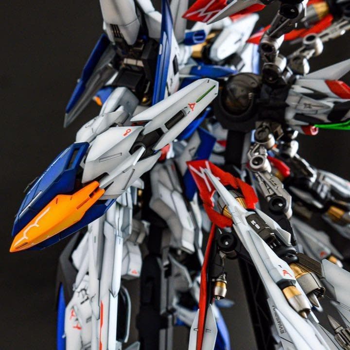 MG エクリプスガンダム＆マニューバストライカーパック【塗装・完成済みガンプラ】