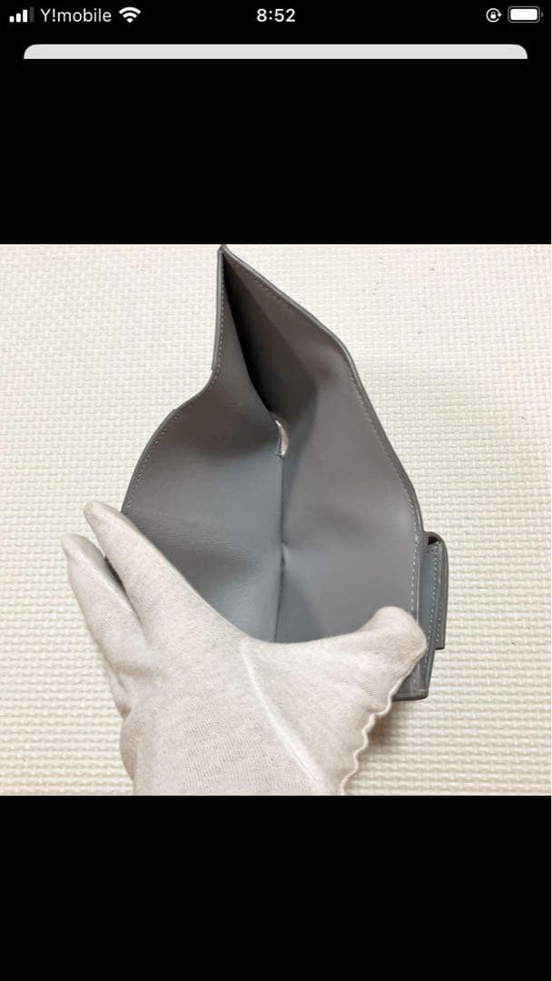 未使用　CELINE セリーヌ　レザートリフォールドウォレット　グレー　袋付き