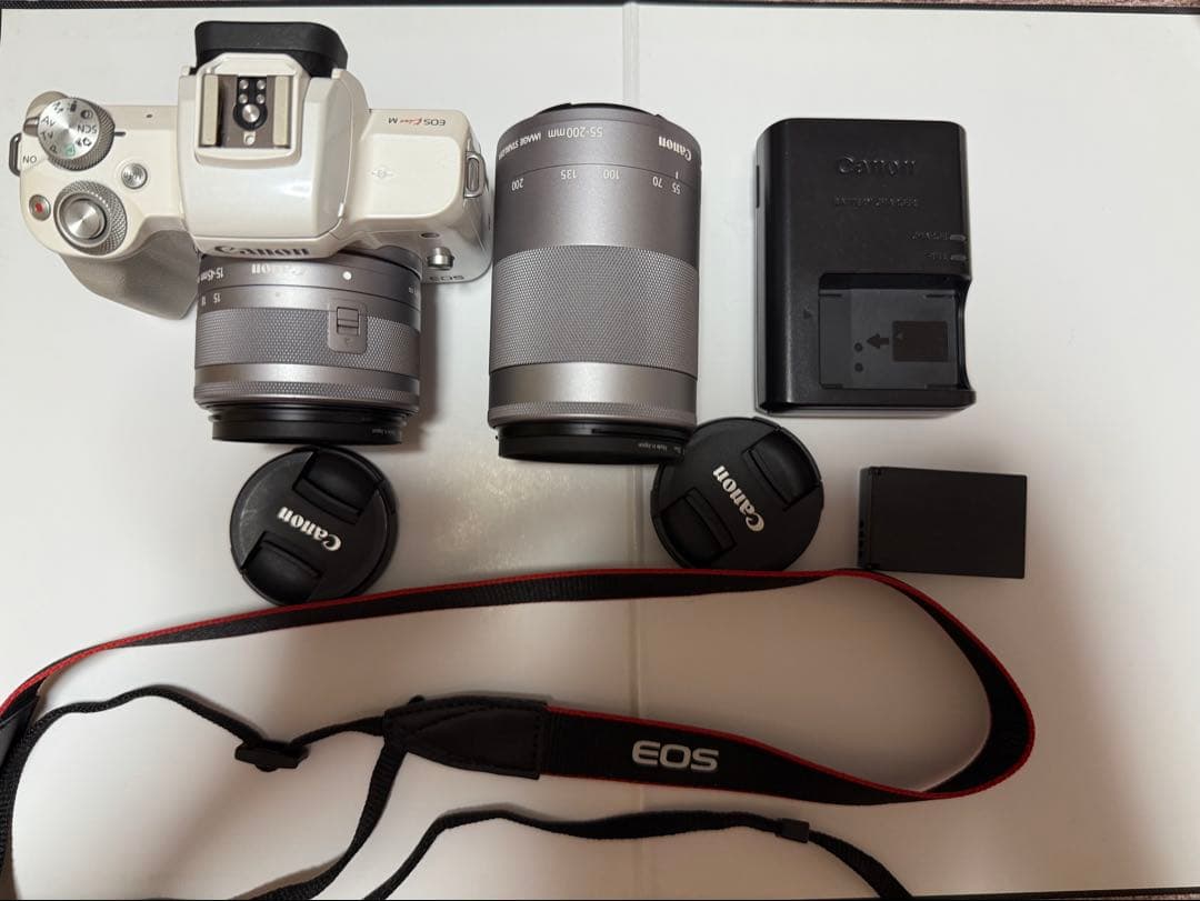 Canon(キャノン) EOS KissM ダブルズームキット