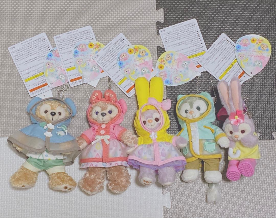 ダッフィー　シェリーメイ　ジェラトーニ　ステラルー　ぬいぐるみバッジ