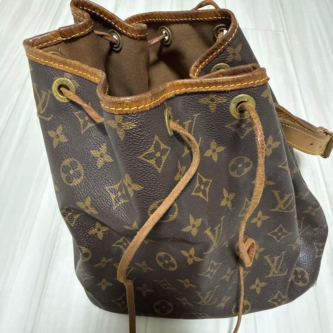 ルイヴィトン　巾着バッグ