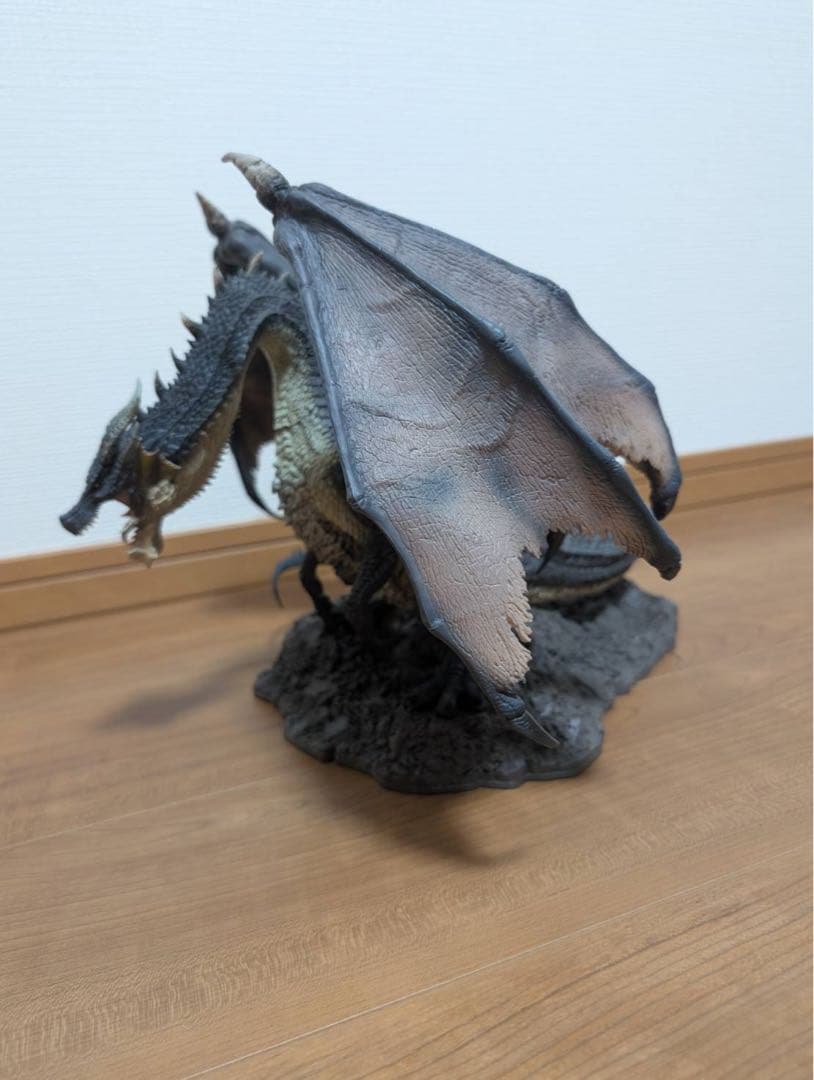 CAPCOMクリエイターズモデル ミラボレアスフィギュア