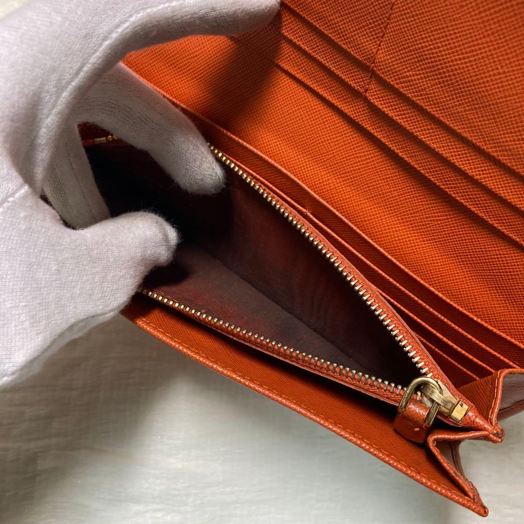 早い者勝ち　PRADA プラダ　長財布　二つ折り　サフィアーノ　橙　付属品